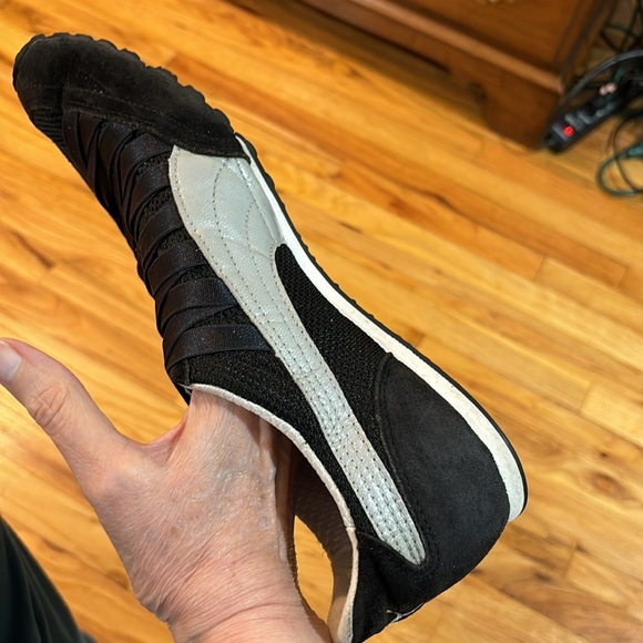 Vintage PUMA Slip On Sneakers Black and Silver - Picture 10 of 13